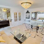 Parque Three Bedroom Apartament Marbella