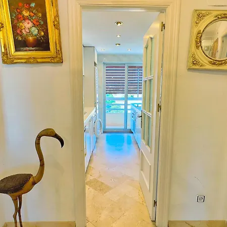 Parque Three Bedroom Apartment Marbella