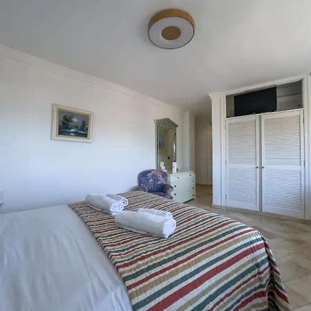 Apartment Parque Three Bedroom *