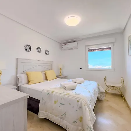 Parque Three Bedroom ماربيا