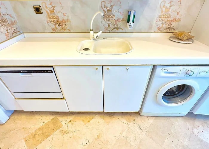 Parque Three Bedroom Appartement Marbellac